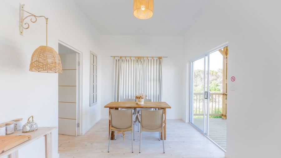 4 Bedroom Property for Sale in Suiderstrand Western Cape